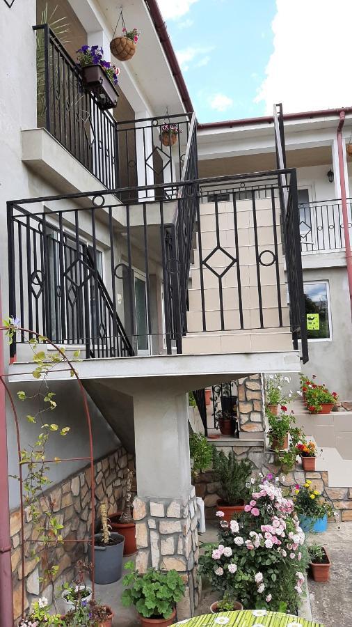 Bcm Family House Hotel Două Mai Eksteriør billede